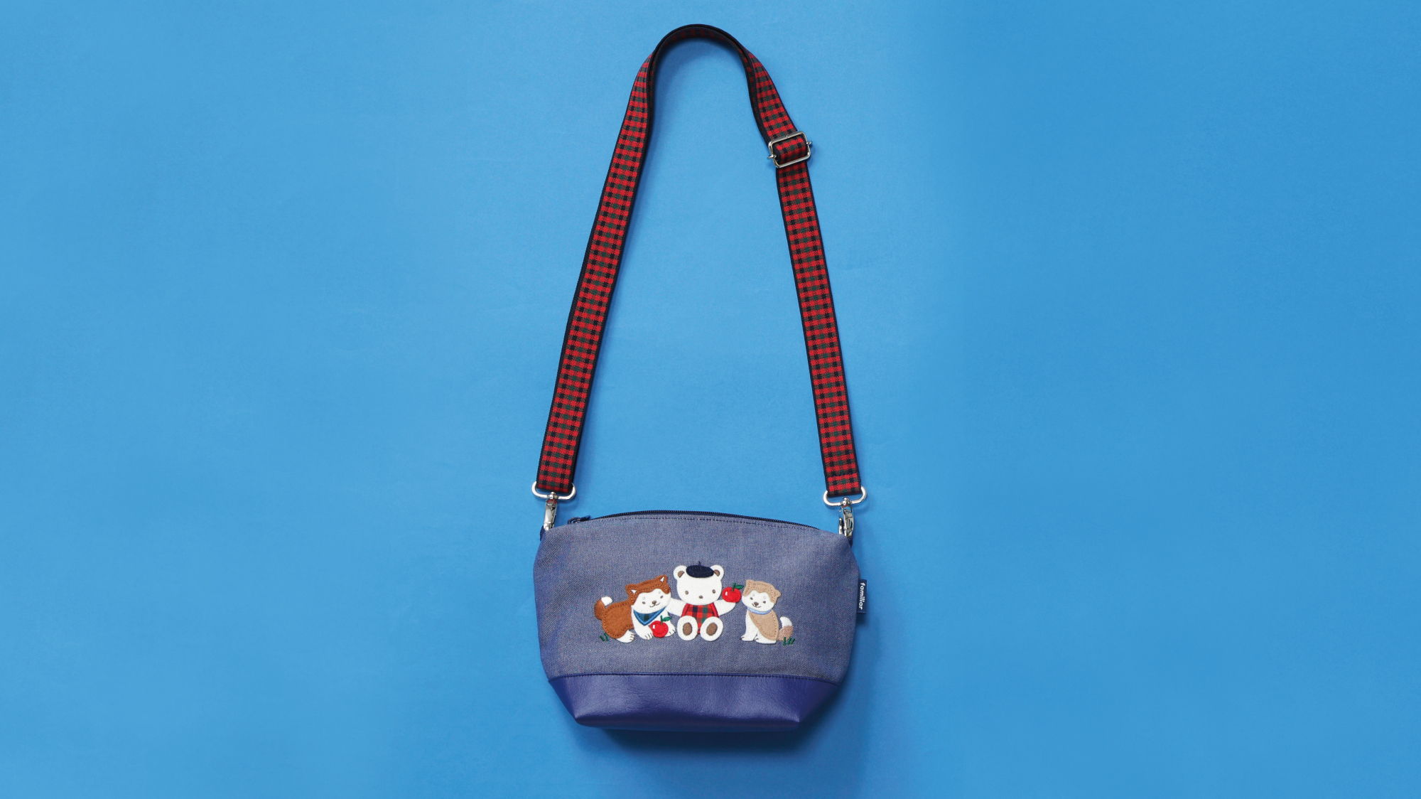 新品未使用 ファミリア familiar デニムバッグ 赤 手刺繍 犬 大仙市ふるさと納税のデニムシリーズに新作が登場！ | ファミリア公式