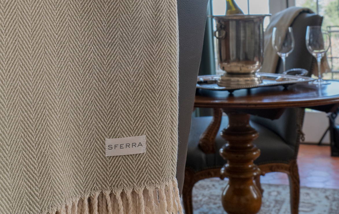 Estate: Timeless Luxury Table Linens - Cotton & Linen Blend