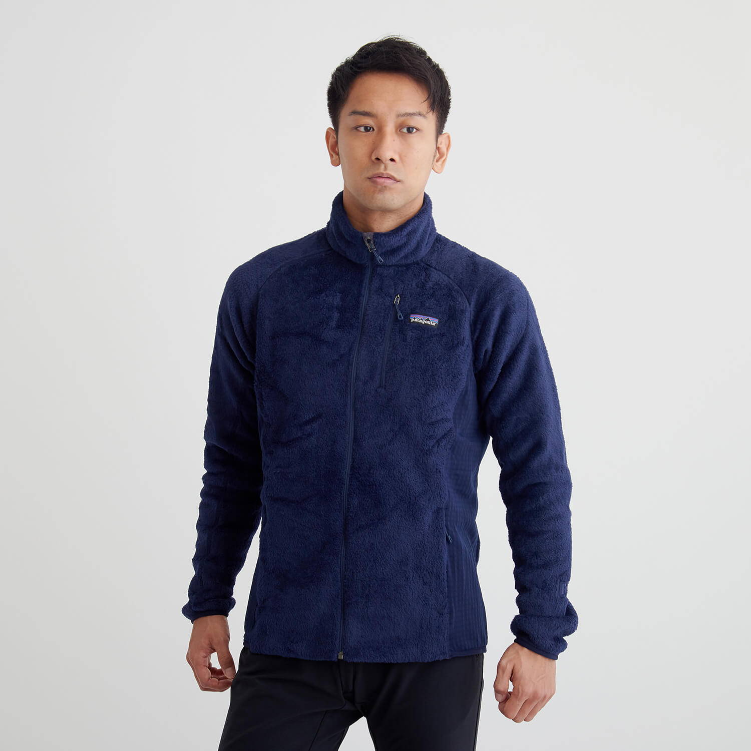 patagonia（パタゴニア）/R2ジャケット/ネイビー/MENS