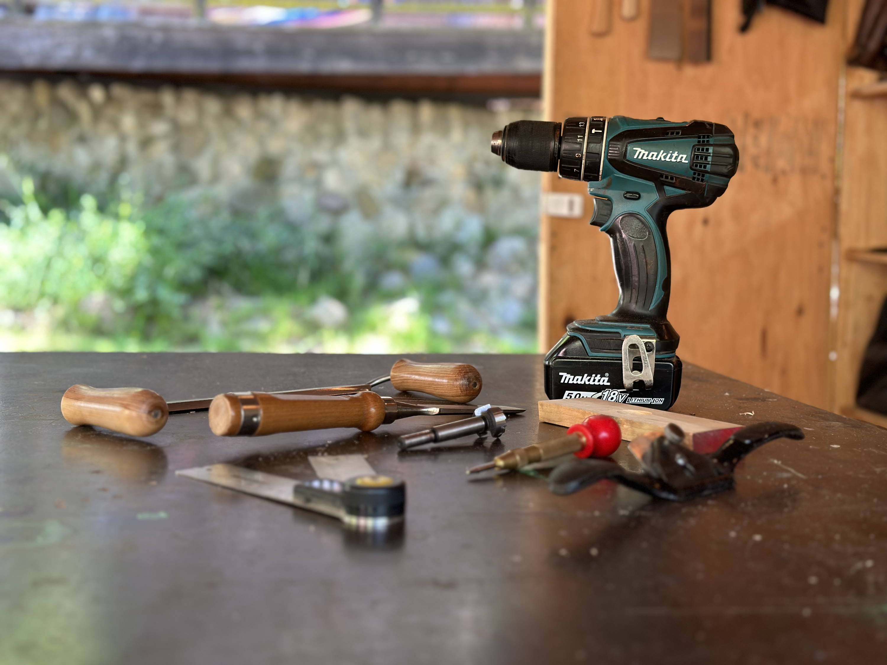 tools for cutting round mortise and tenon joinery