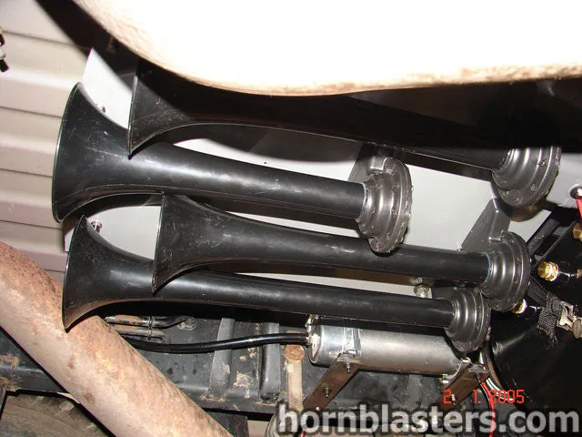 Air tank and compressor detail from Josh's Ram 2500 install photo 4
