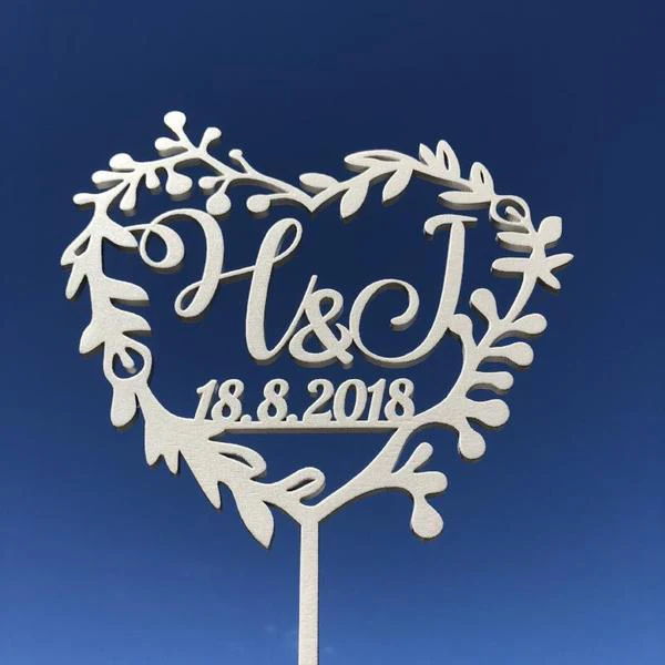 personoitu hääkakkukoriste