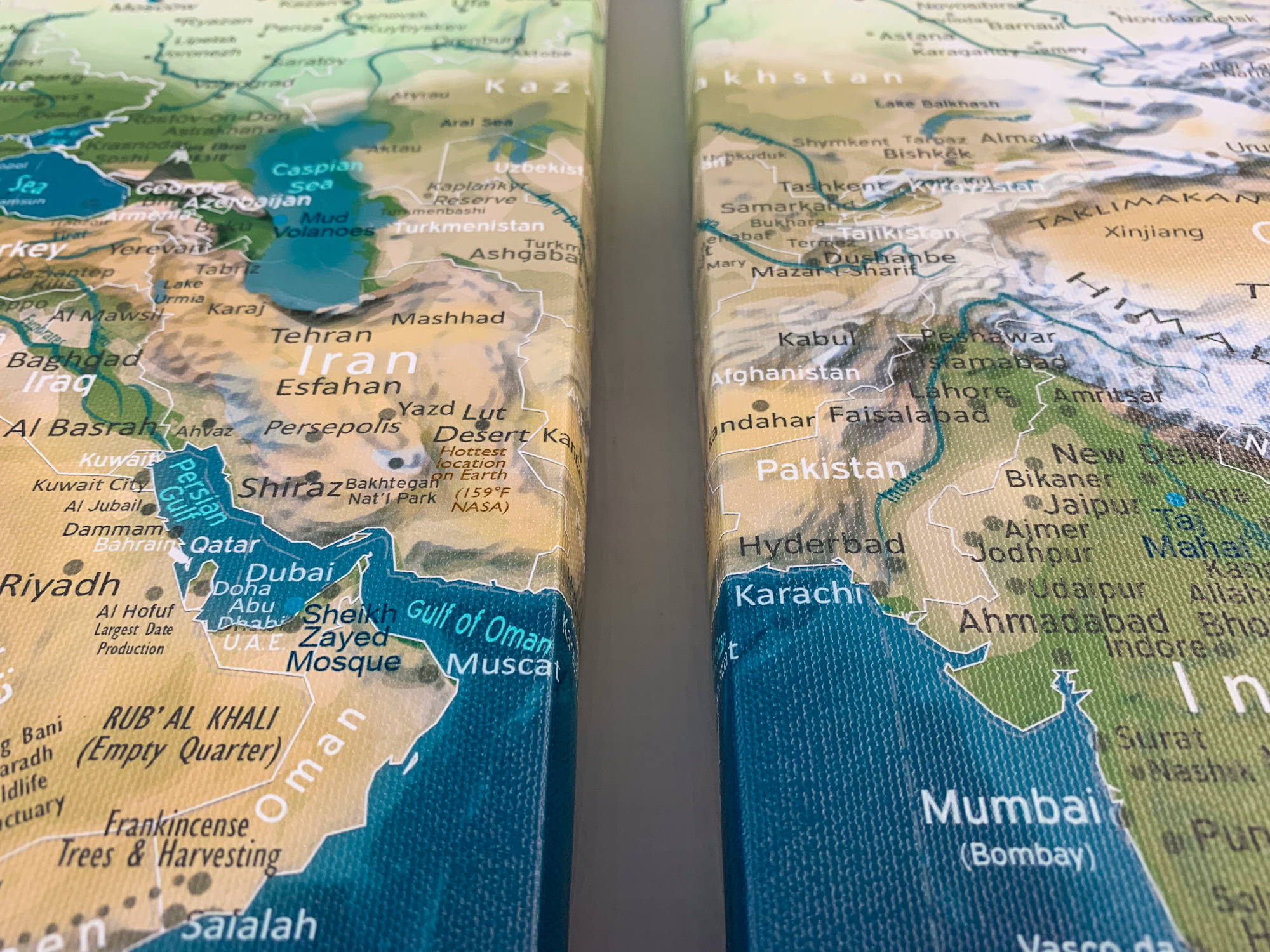 personalize a canvas wrap world map