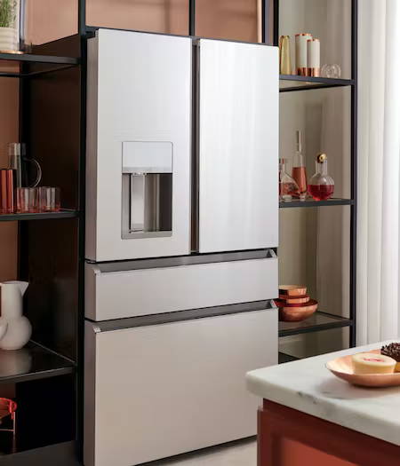 4-Door French-Door Refrigerator in Platinum Glass