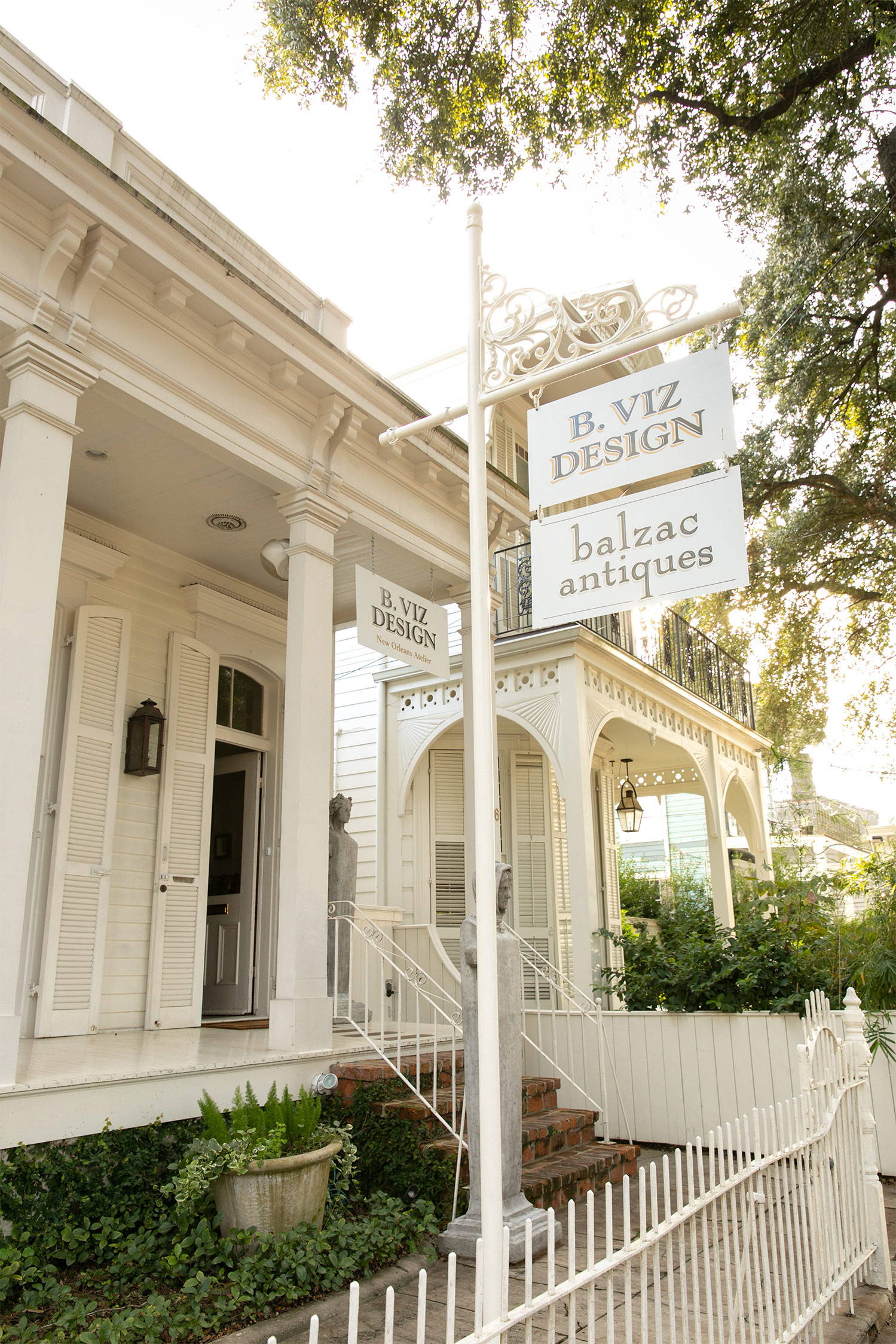 Exterior of B. Viz Design NOLA Atelier and Balzac Antiques on on beautiful Magazine Street in New Orleans, LA. 