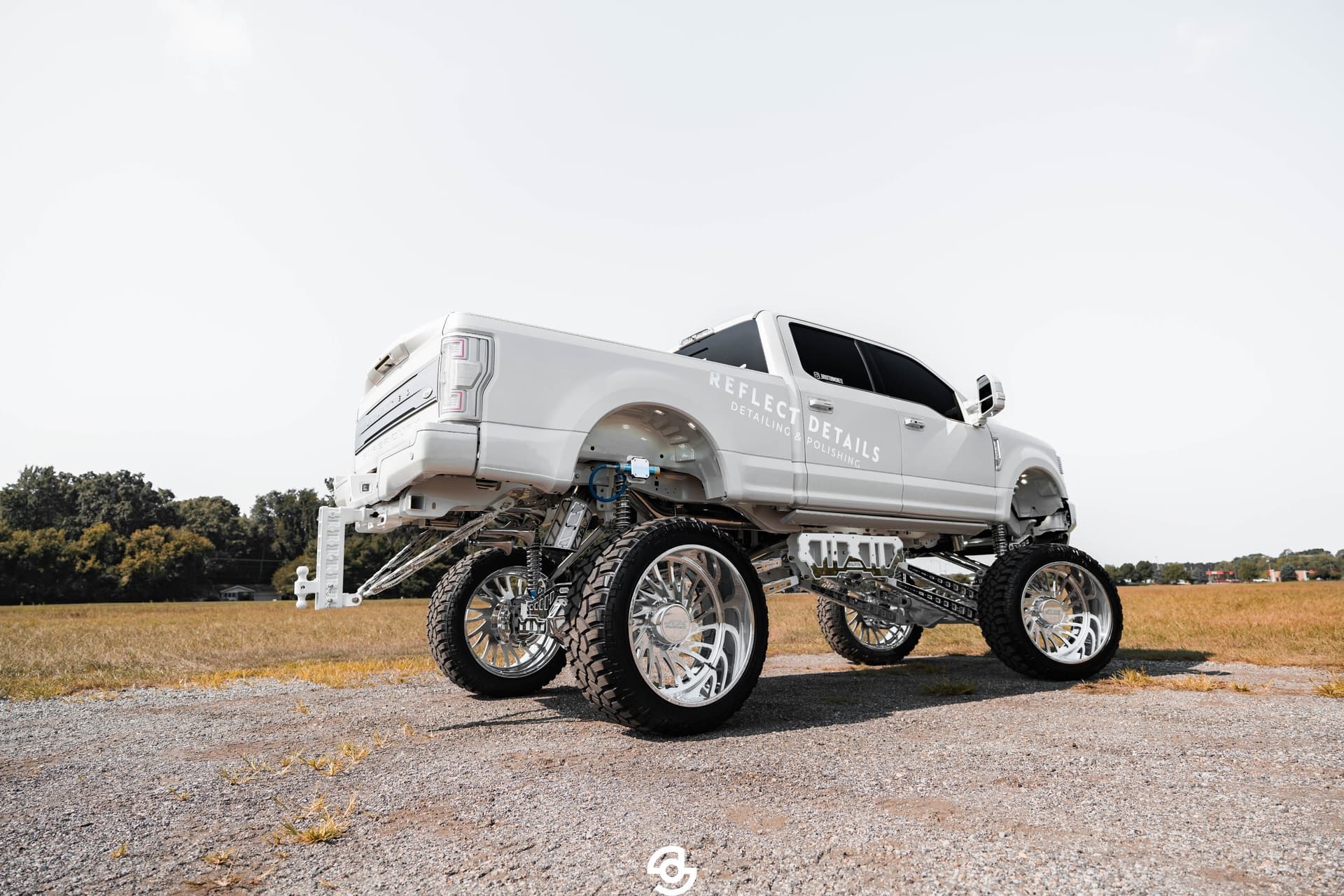 2022 Ford F250 with Admiral 544 Train Horn Kit and Goliath Train Horn Mount installed