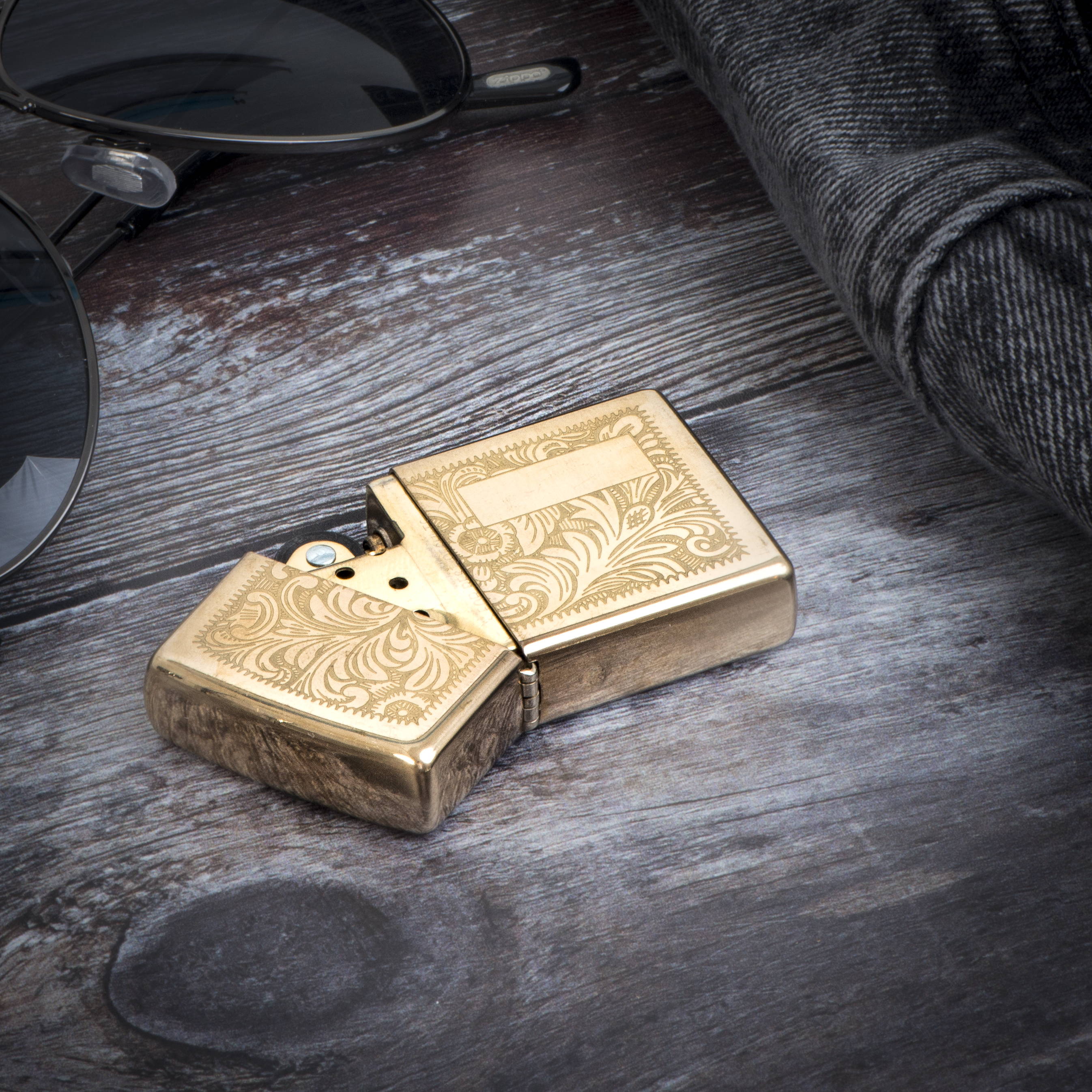 Venetian® 352B Brass Lighter