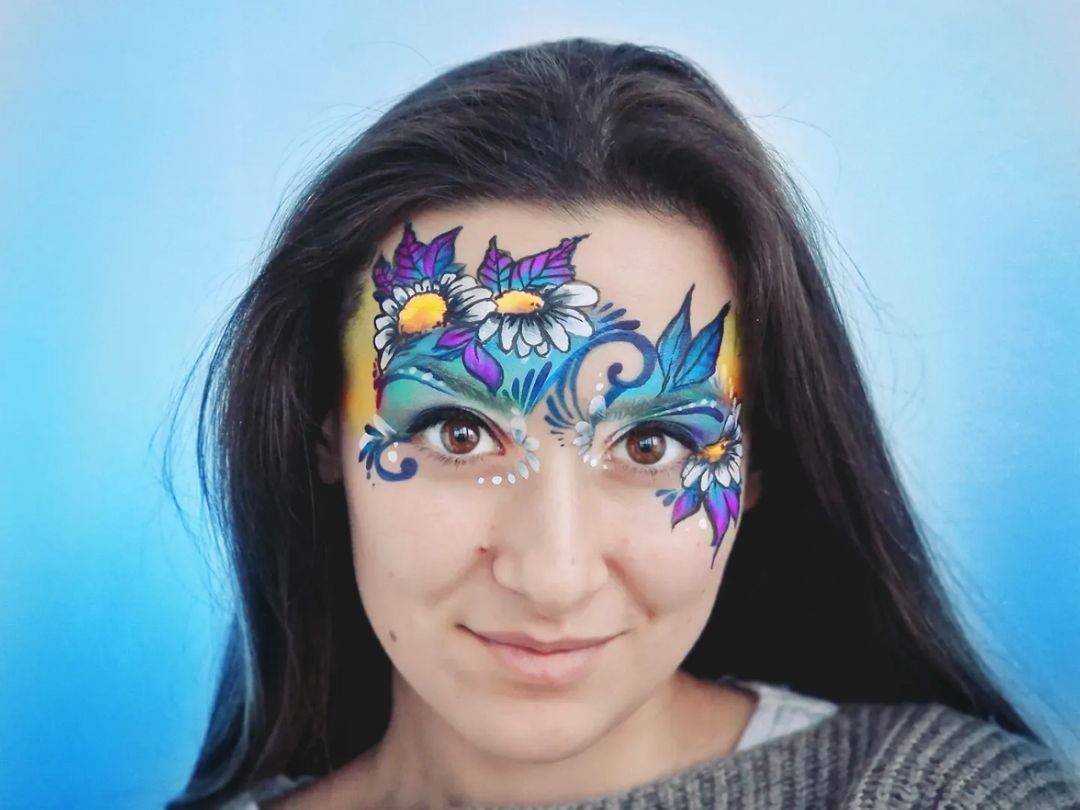 face paint daisy mask