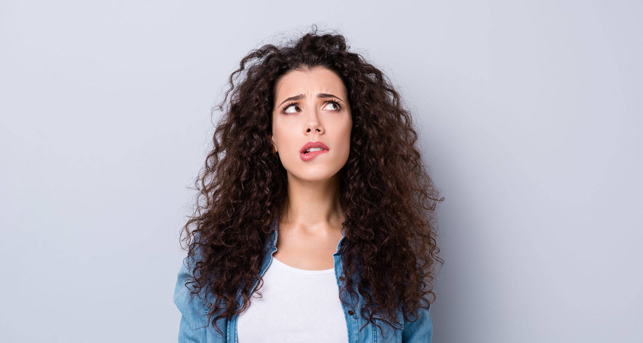 5 Things That Cause Damaged Curly Hair (And What to Do About It!) | LUS  Brands