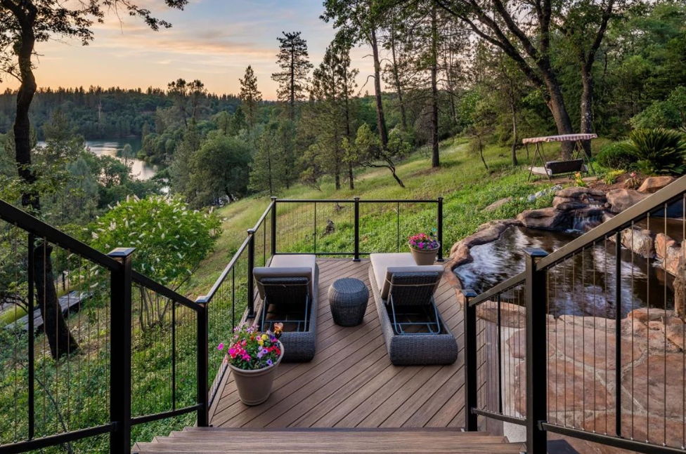 Vertical Cable Railing