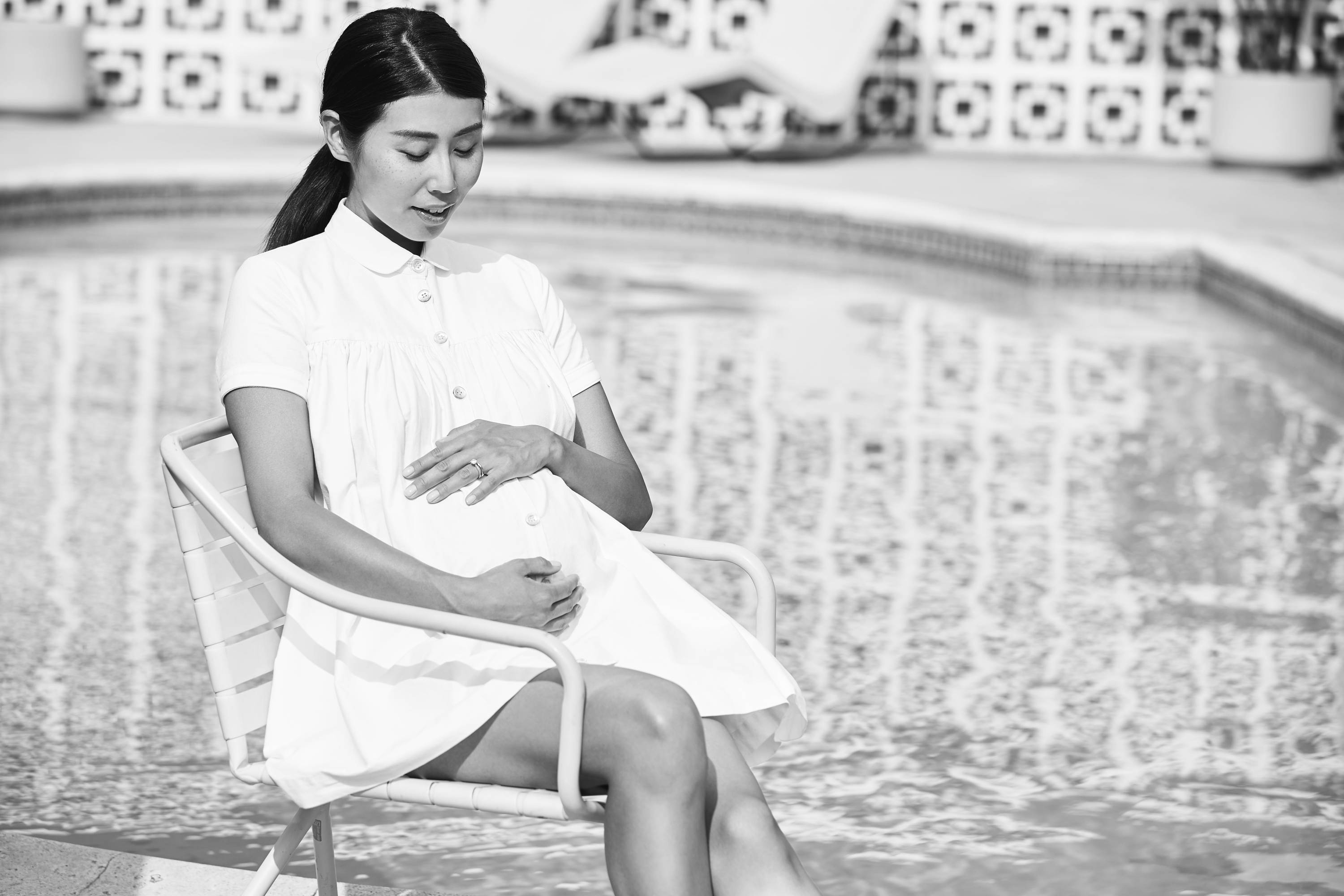 Ayumi in the maternity friendly Melrose dress in white poplin