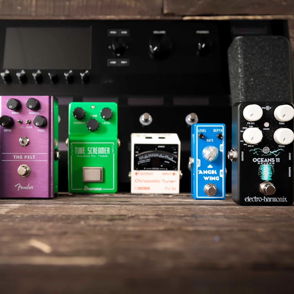 Guitar multi-effects vs. single pedals