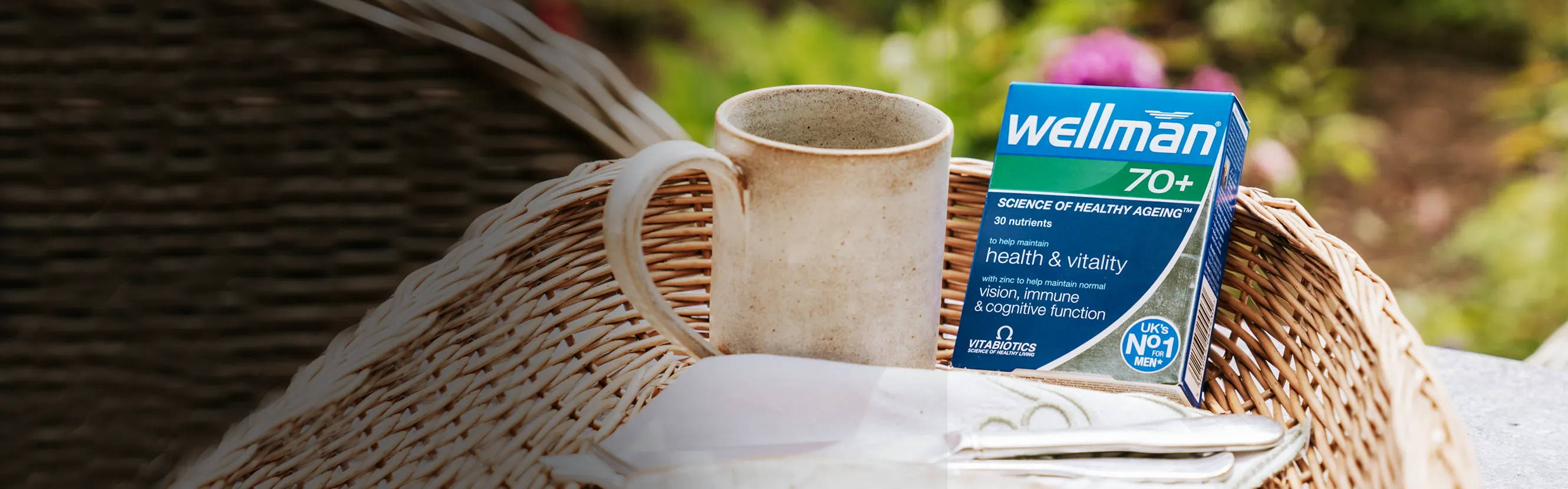  Wellman 70+ provides a comprehensive range of 30 vitamins, trace elements and specialist advanced nutrients specifically formulated to help safeguard the nutritional needs of men aged 70 and above. 