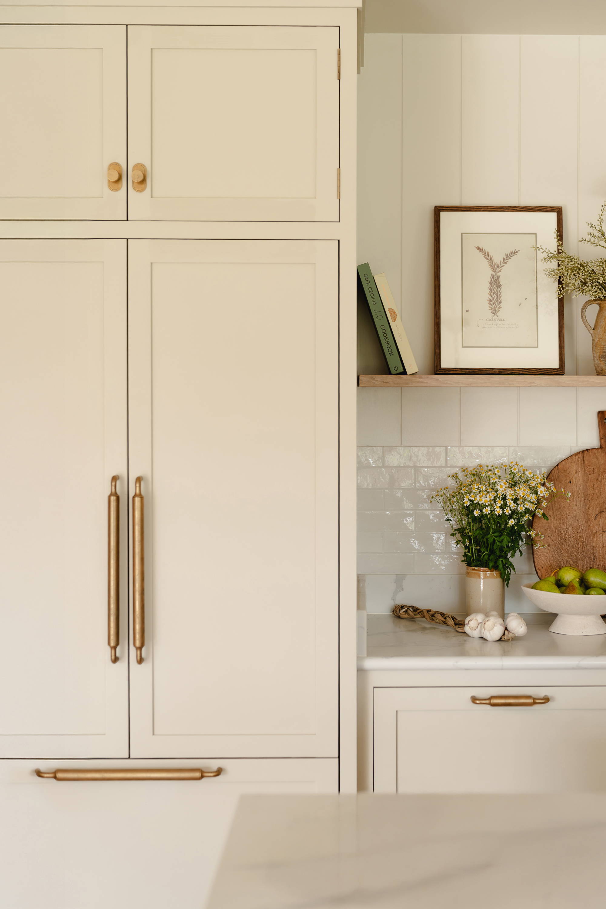 Brass Vs Bronze Cabinet Hardware_Barwick