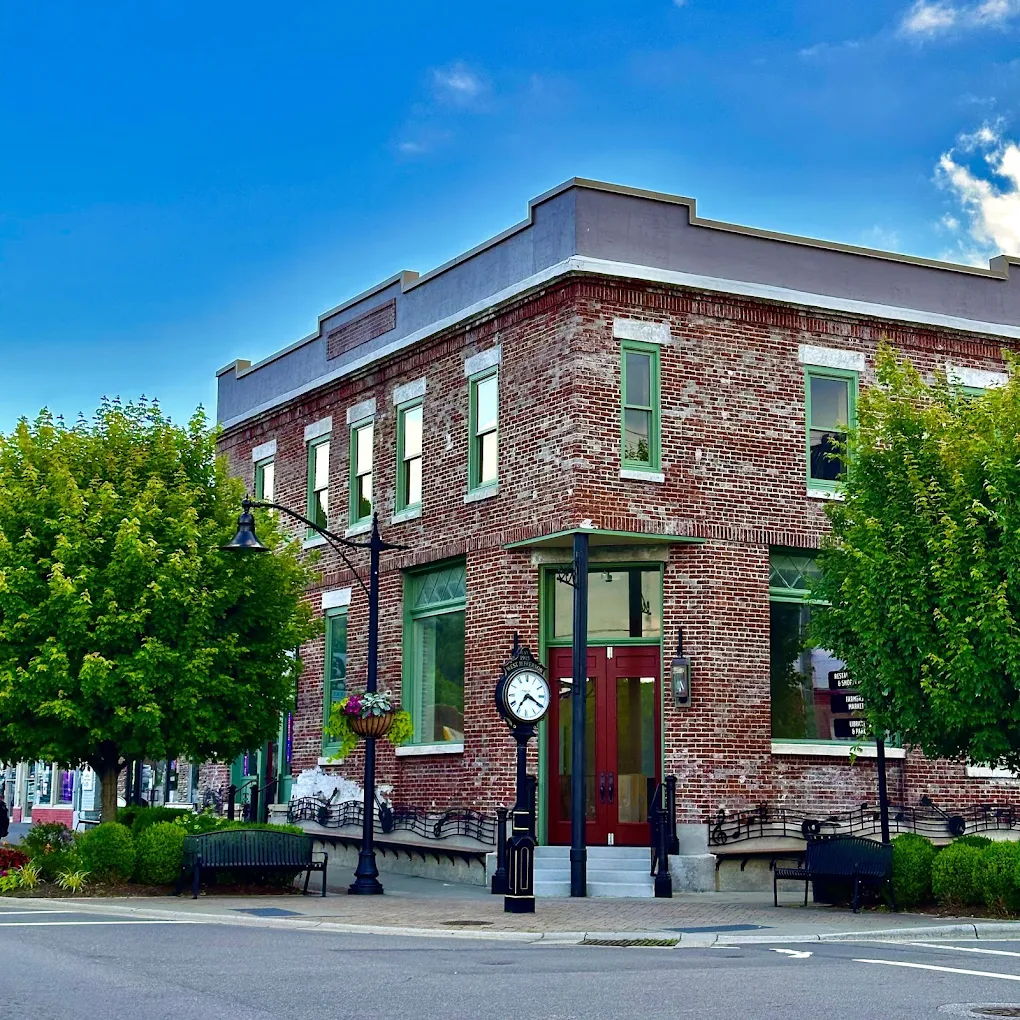 Exterior of West Jefferson Hotel