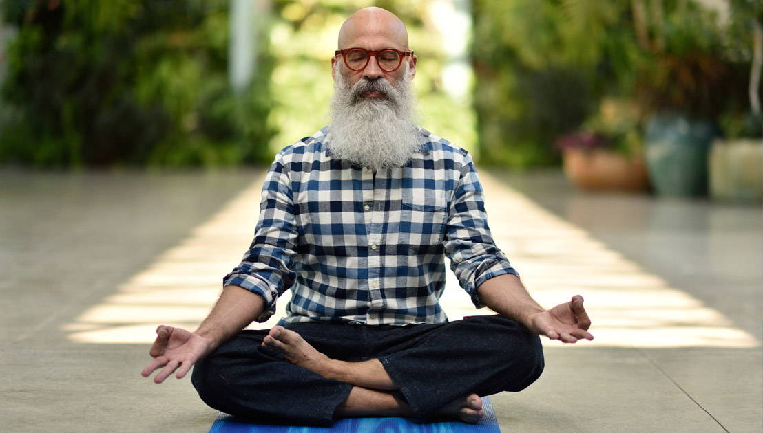 Encontrar yoga a los 50+ l Mukha Yoga