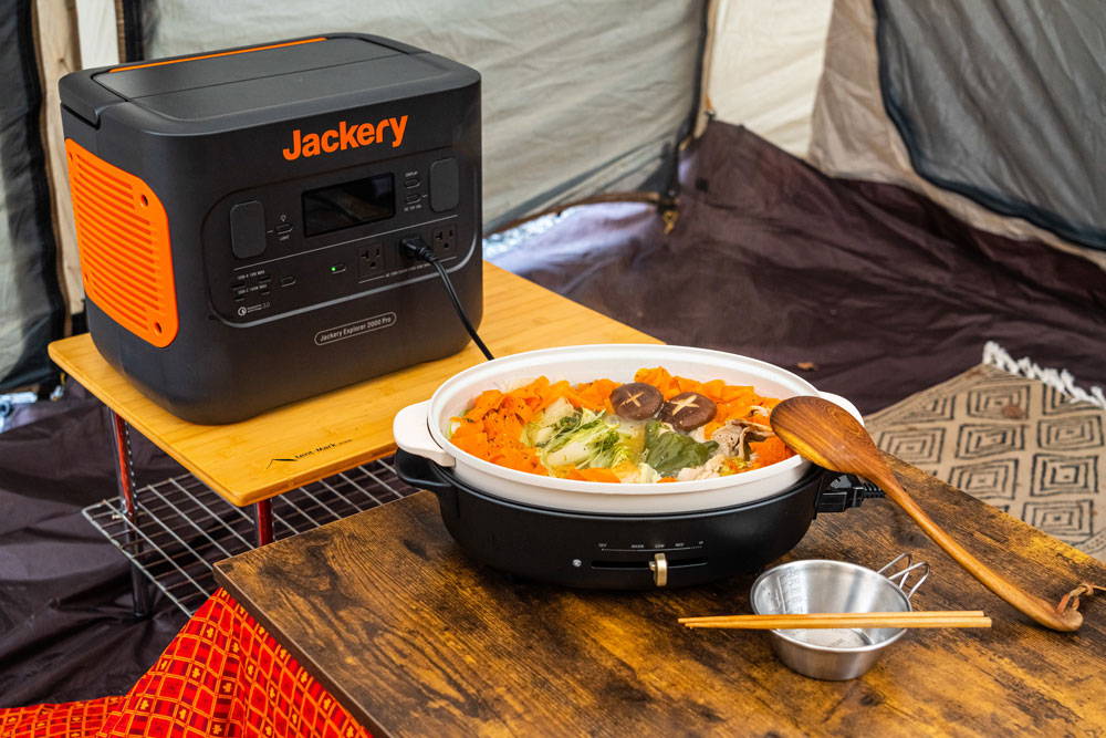 カンタン・人気のキャンプ飯おすすめ6選！安全なジタンプ飯作りを加速するポータブル電源も紹介
