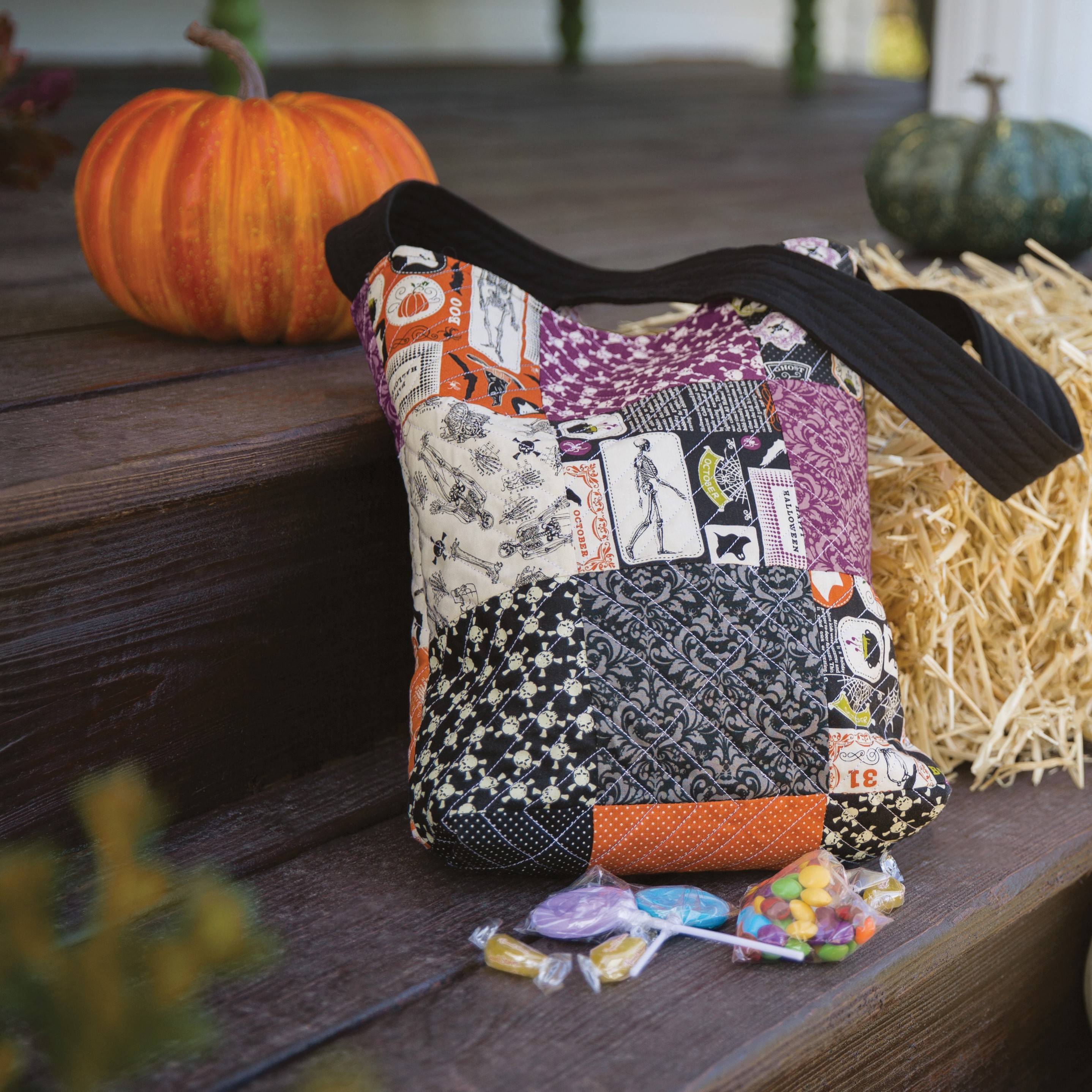 Candy catcher DIY Halloween treat bag to sew