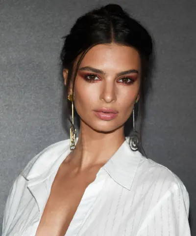 Emily Ratajkowski 