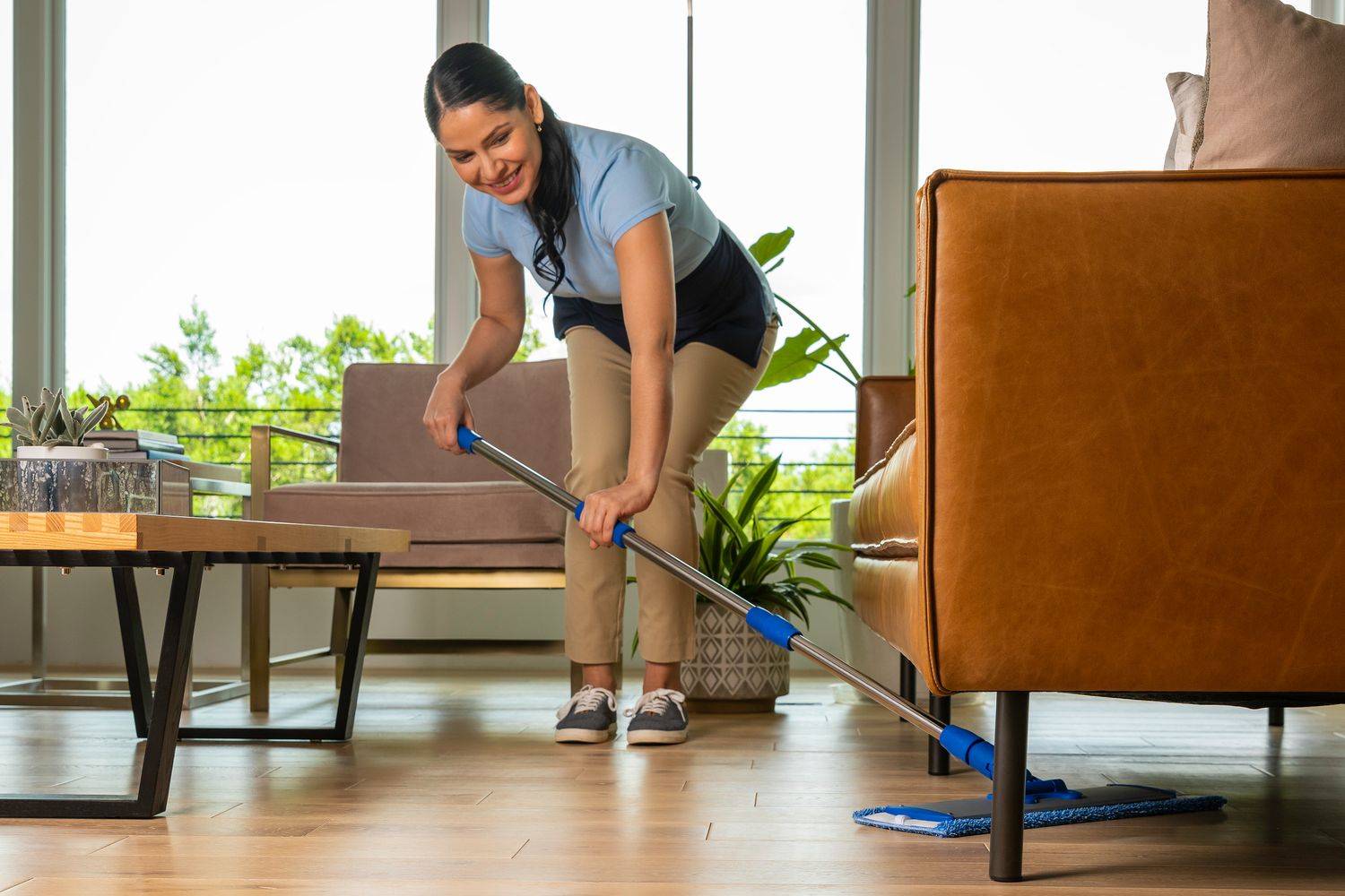 How To Mop a Floor So It's Actually Clean [Beginner's Guide]