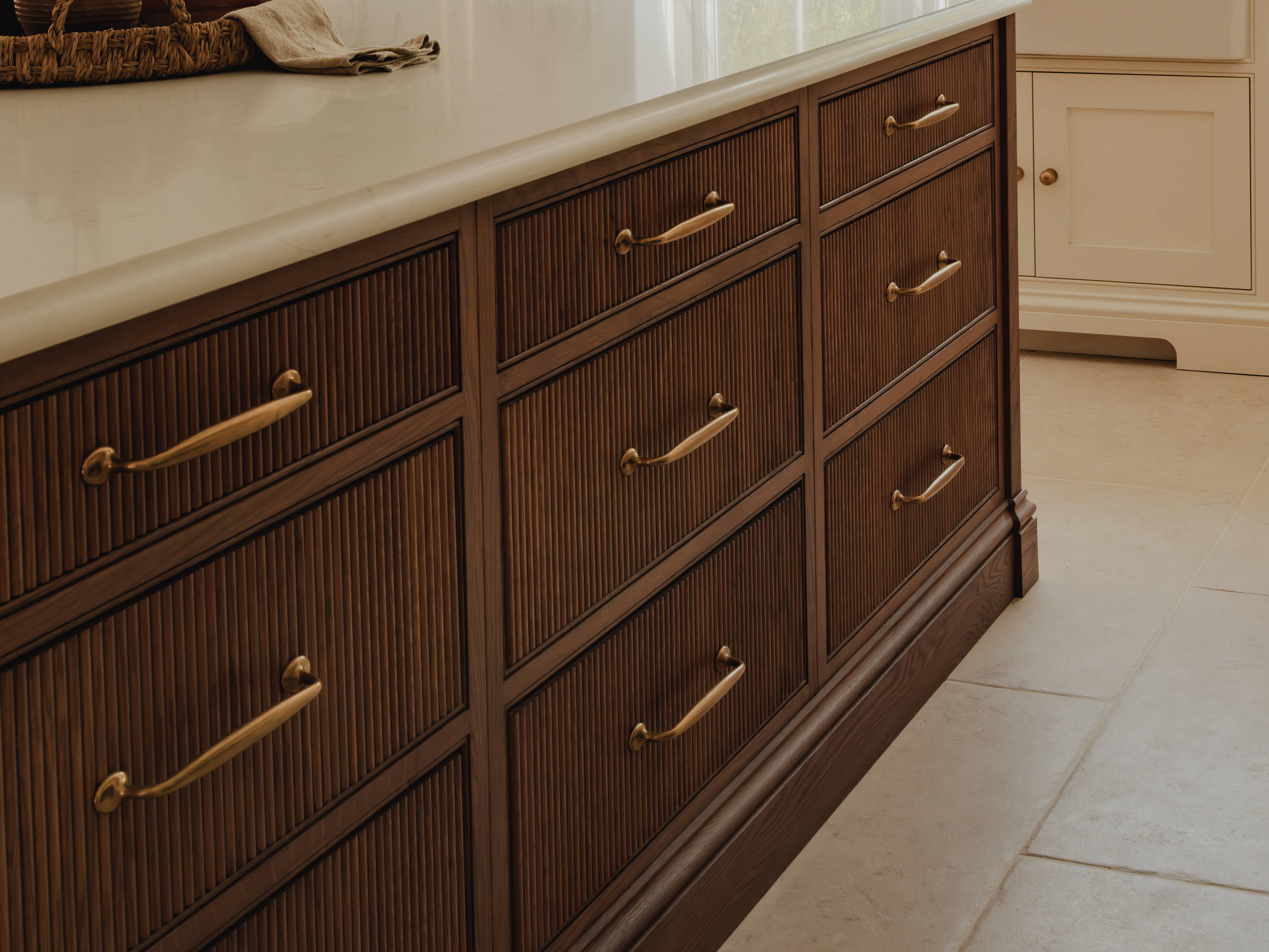 Brass Vs Bronze Cabinet Hardware_Bakes