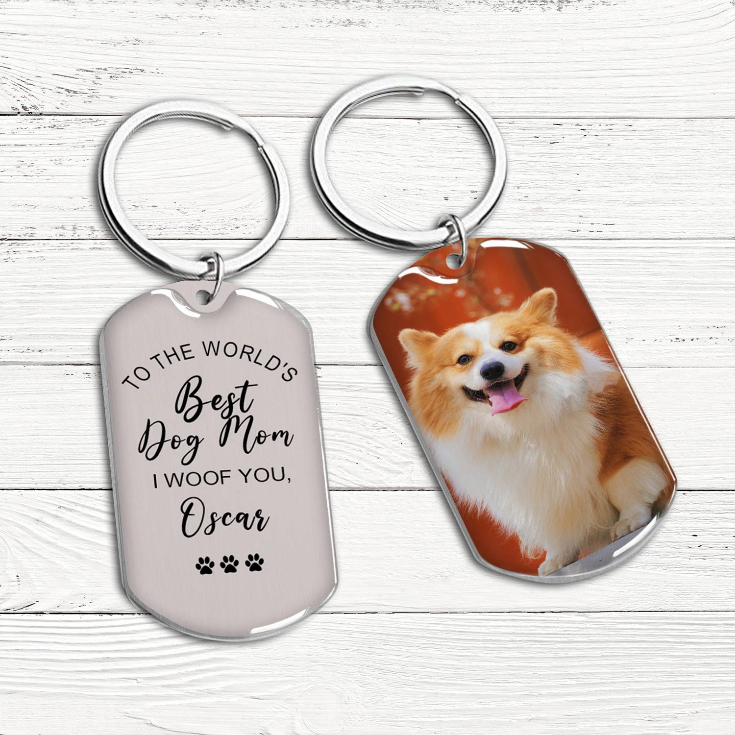 TO THE WORLD‘S BEST DOG MOM - PERSONALIZED CUSTOM STAINLESS STEEL KEYCHAIN