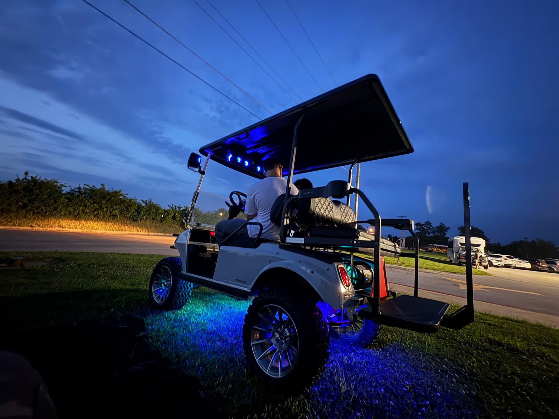 1998 Club Car DS with Sniper Electric Horn installed