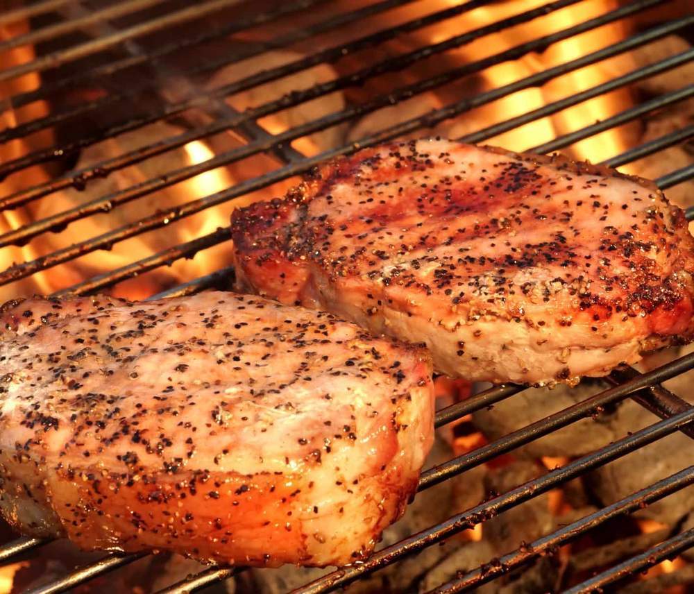 Grilling pork chops with MeatStick