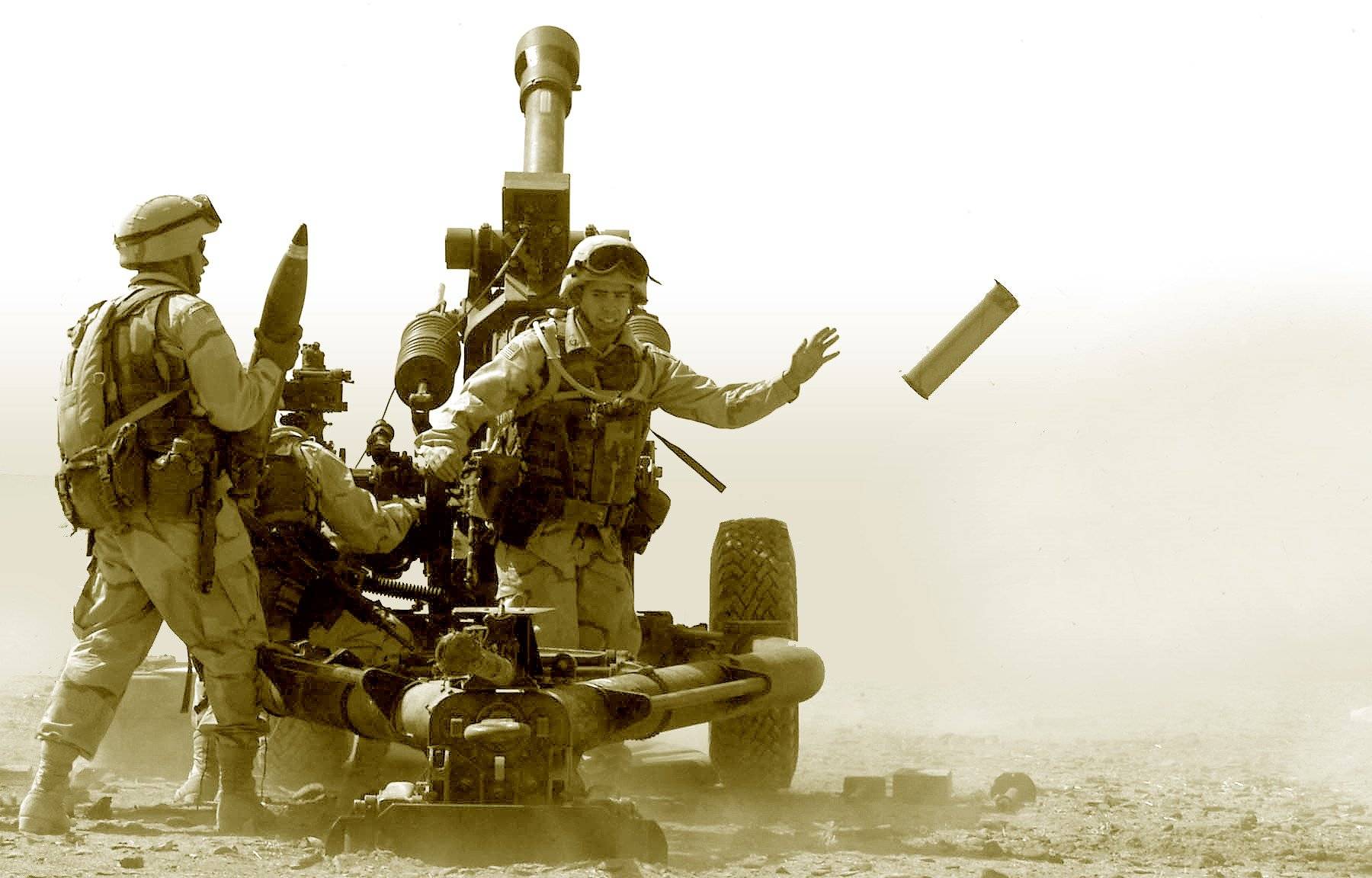M119 howitzer during Operation Iraqi Freedom, January/February 2003