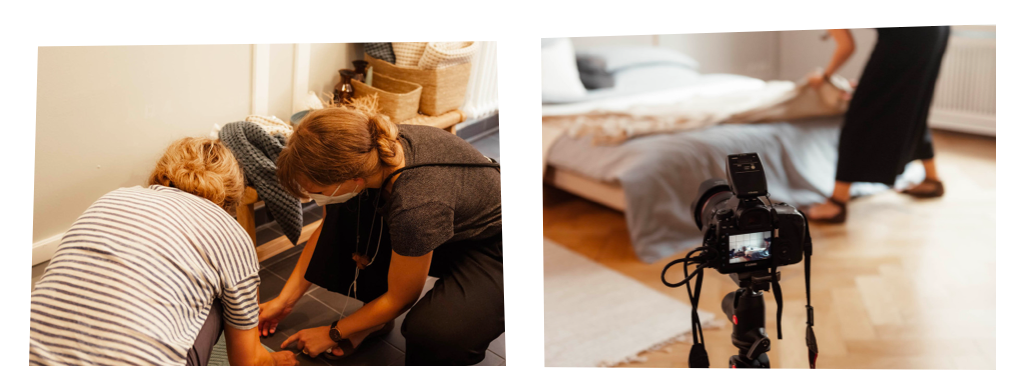 Zwei Team-Mitglieder bei der Vorbereitung des Settings und eine Kamera, die auf ein Bett gerichtet ist