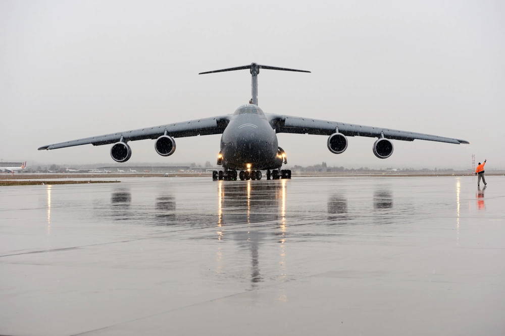 A U.S. Air Force Lockheed C-5 Galaxy aircraft arrives at the Stuttgart Army Airfield, Germany, March 2, 2016. (U.S. Army photo by Visual Information Specialist Jason Johnston/Released)