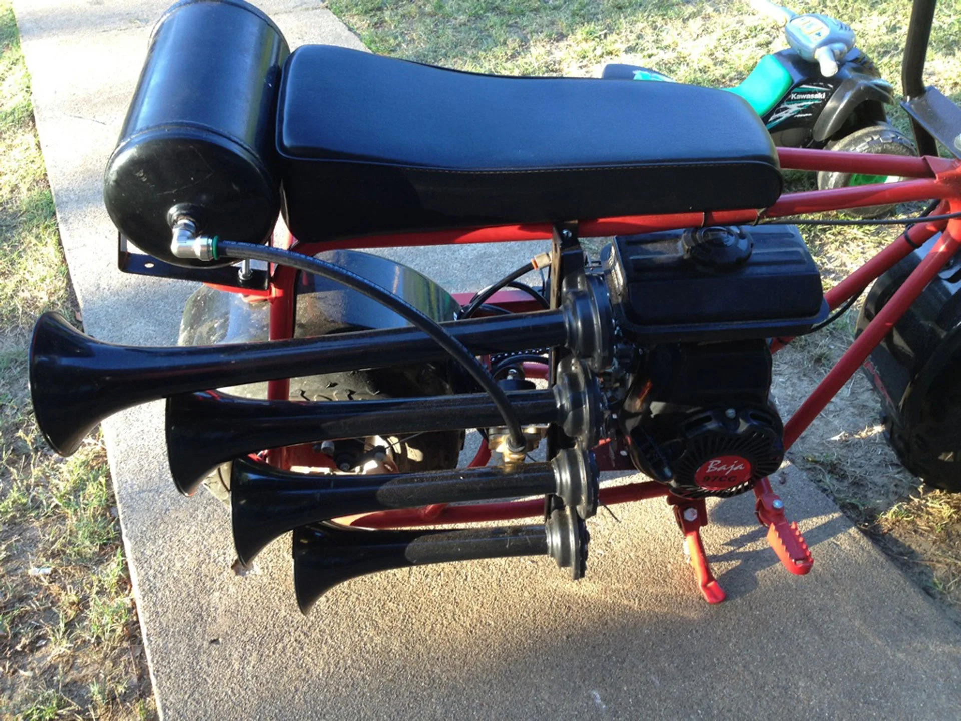 Side profile or close-up of Shocker XL train horns mounted on Lucas's Baja Doodle Bug 30 HornBlasters gallery photo 2