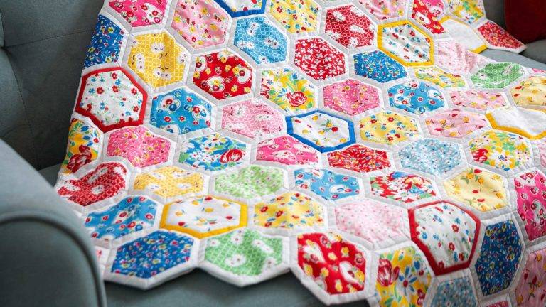 Quilt as you go Hexagon Quilt Summer Project Pattern