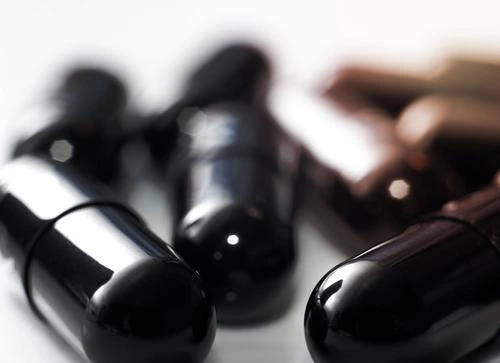 Using Black Elderberry Capsules as an immune defense supplement