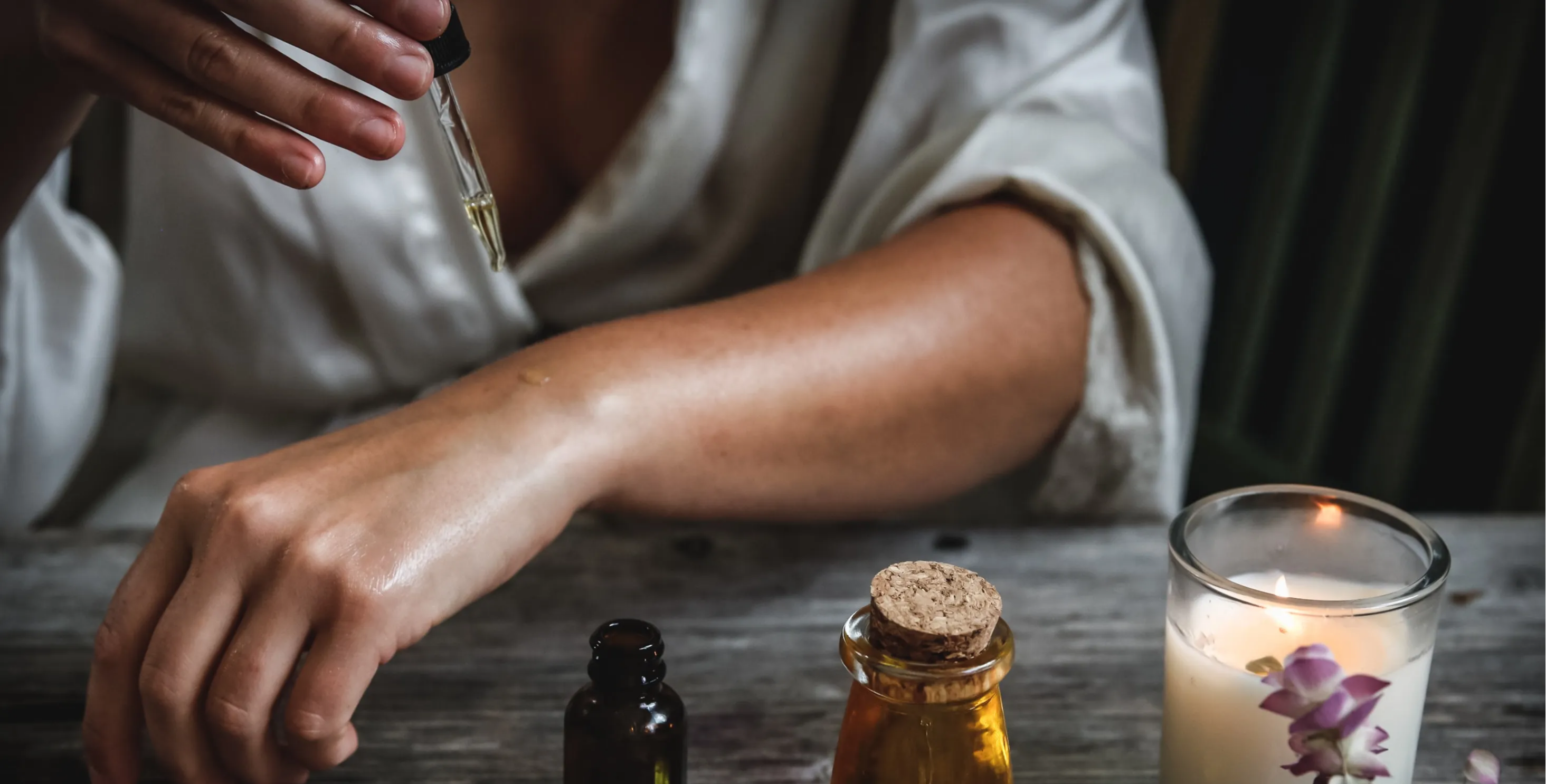 Which Essential Oils Are Good For Your Skin? – JUARA Skincare