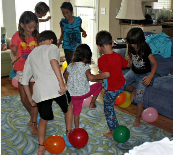 Balloon games for kids, balloon games, balloons, kids birthday party, kids birthday, games for birthday party