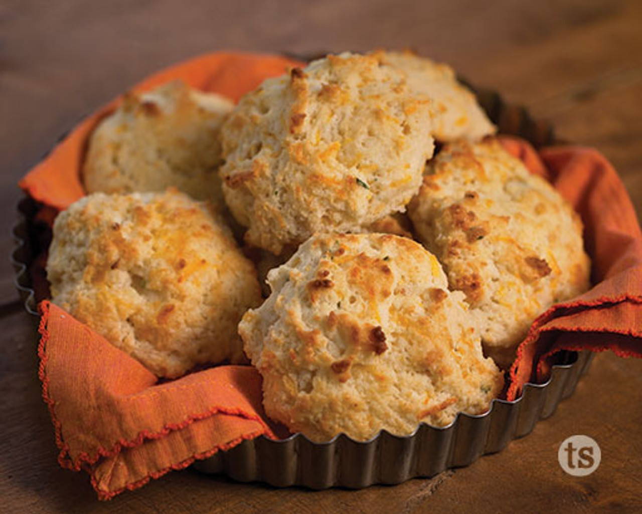 Bountiful Cheesy Biscuits