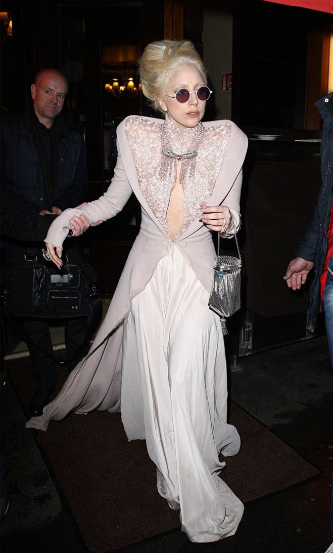 couture dress Lady Gaga