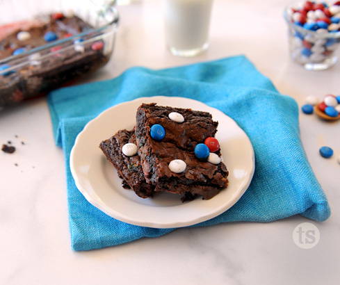 red, white & blue brownies