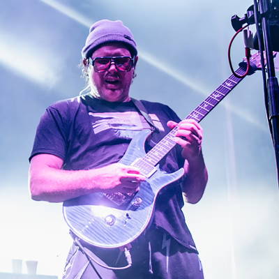 Jon Gutwillig of Disco Biscuits recycled guitar string bracelets and jewelry
