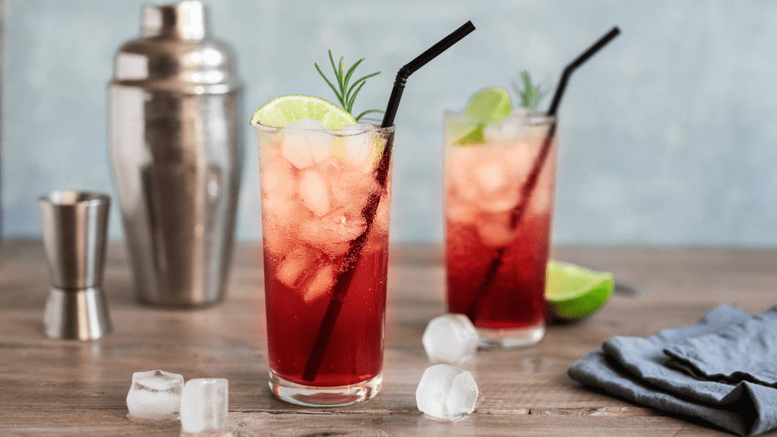 7 - Ruby Paradise Gin Fizz. Photo by Mizina