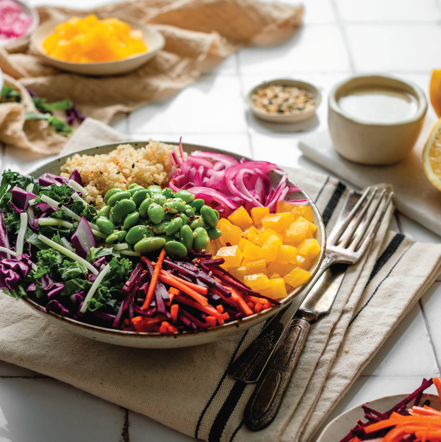 RAINBOW SALAD BOWLS