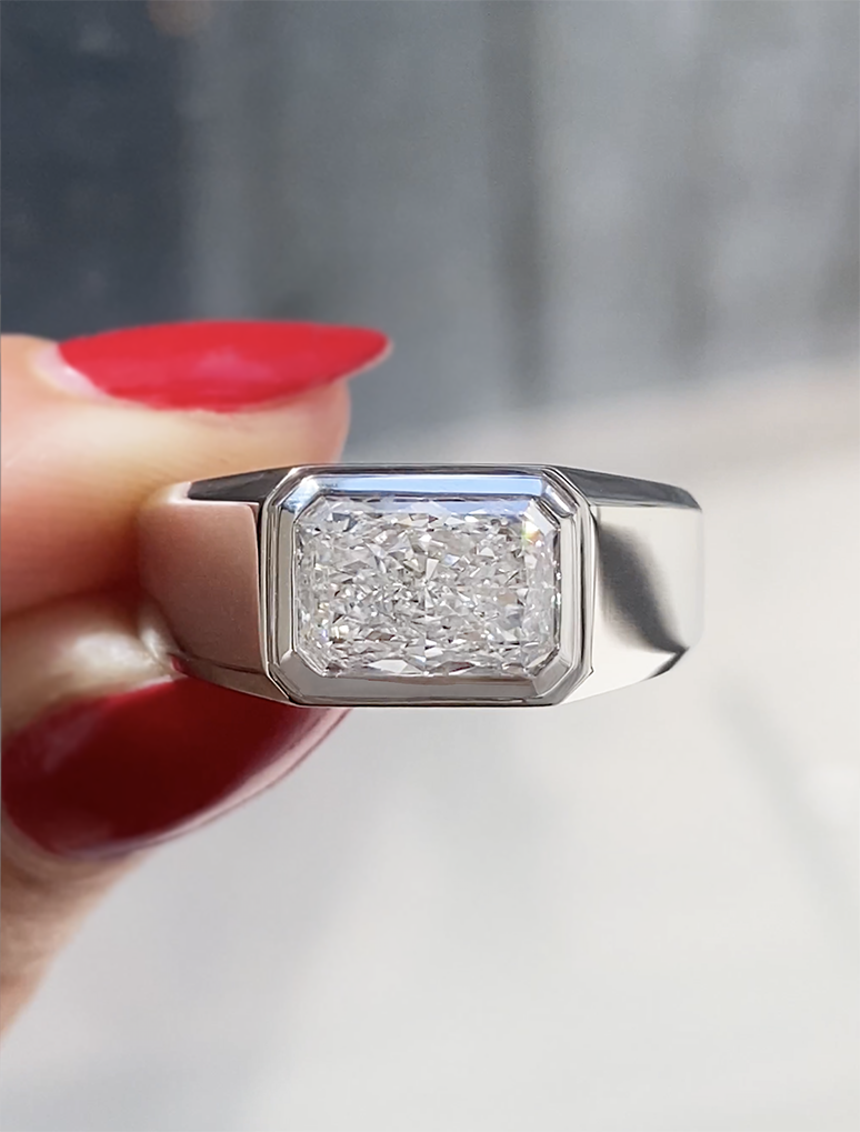 caption:Shown with 2ct radiant cut in platinum