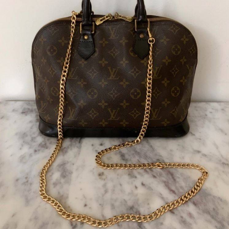 lv alma pm with strap