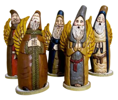 These beautiful and joyful Santa People Gourds are painted by Anne Gratton! Thank you, Anne, for sharing your artwork with us on Facebook!