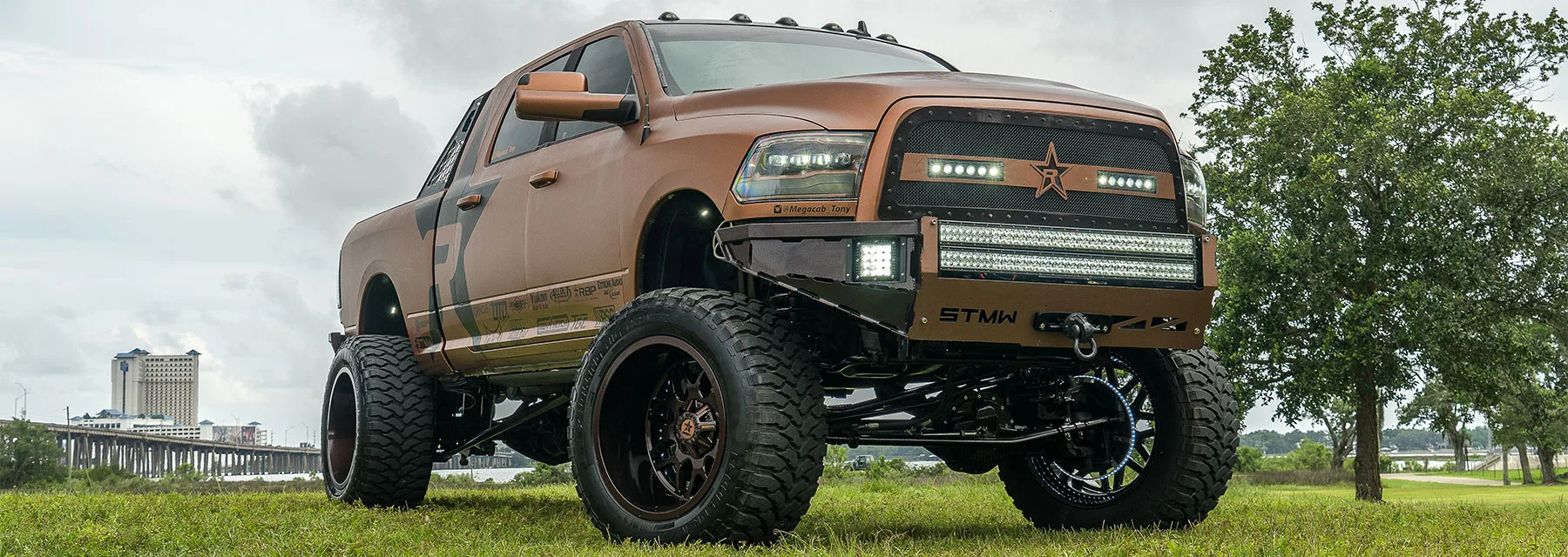 Tony's 2016 Dodge Ram 3500 with Conductor's Special 244K Spare Tire Delete Kit overview photo 1