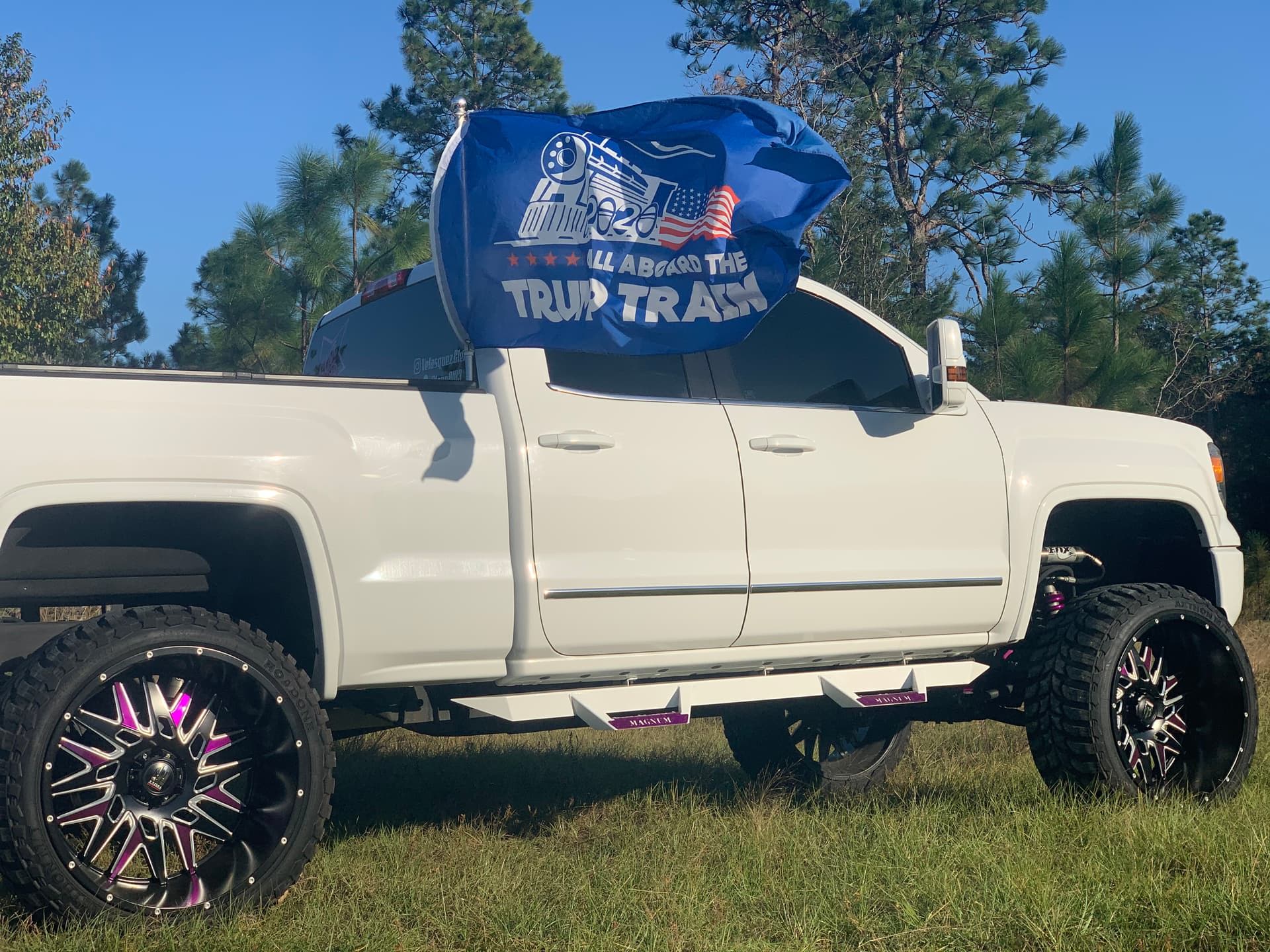 Glenn's 2014 GMC Sierra 1500 Train Horn Install