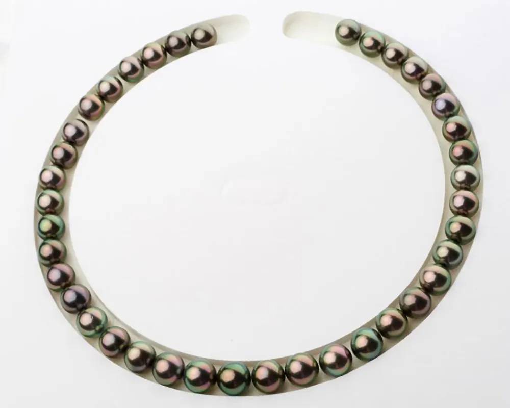 A Gem Grade Tahitian Pearl Necklace