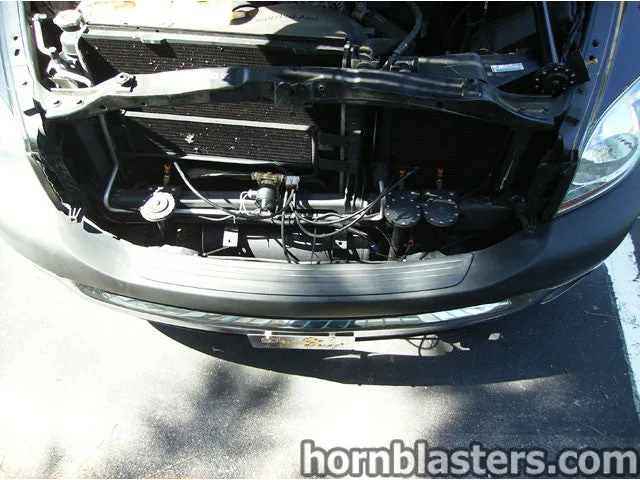 Air tank, compressor, and plumbing detail from Jon's Ram 1500 install