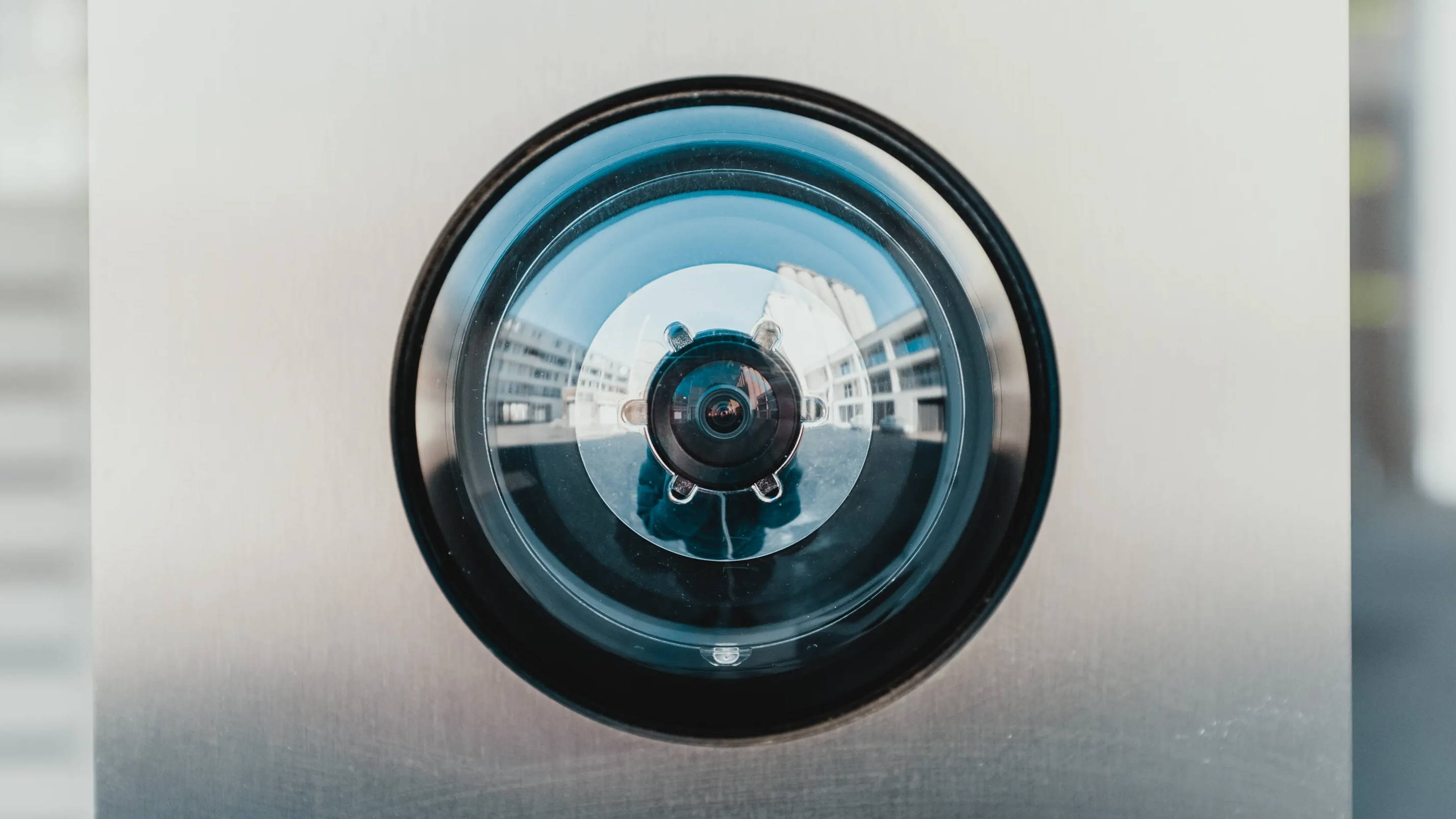 Can analog cameras work over WiFi?